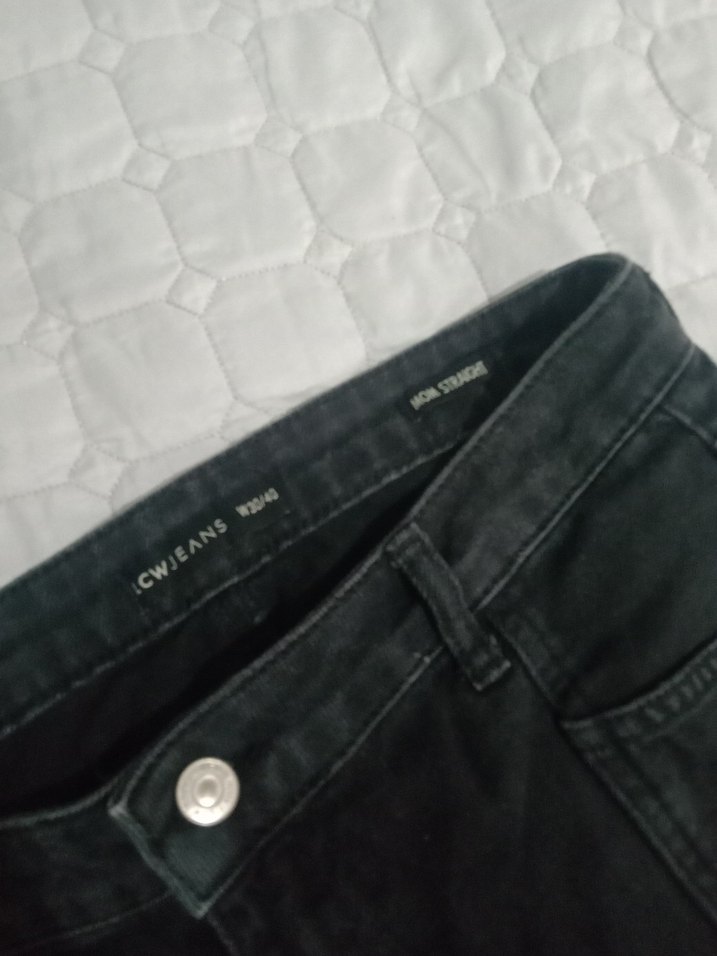 Kadın Siyah Midi Denim Pantolon - Görsel 3