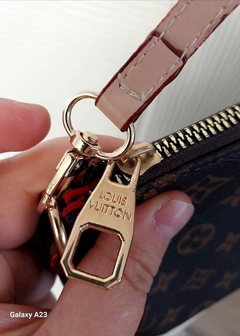 Beden Louis Vuitton Kahverengi Deri Kadın Çanta