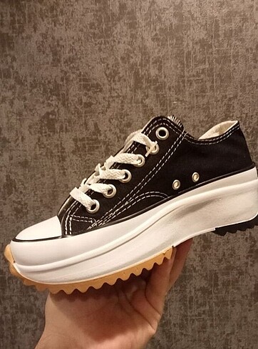 Converse wanderson run star kısa