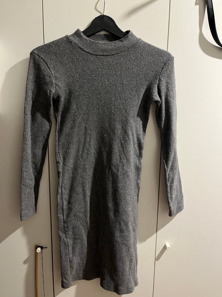 Yarım Boğazlı Triko Kısa Elbise - Görsel 3