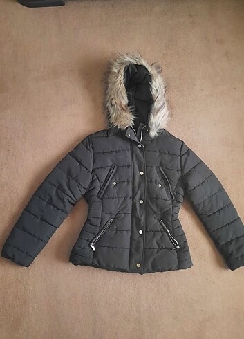 H & M MARKA MONT