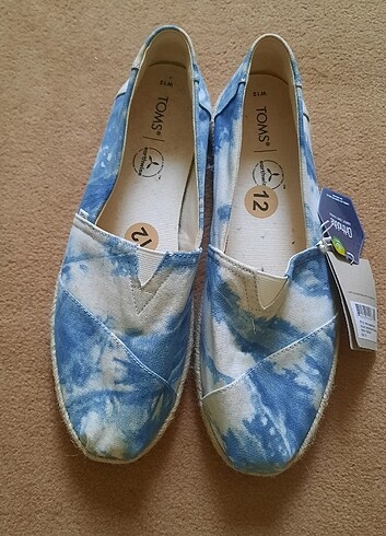 TOMS AYAKKABI 