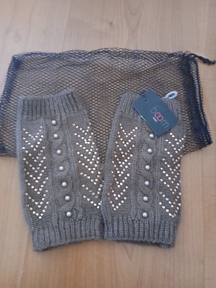 Pakmaksız Kadın Eldiveni İnci Detaylı - Görsel 2