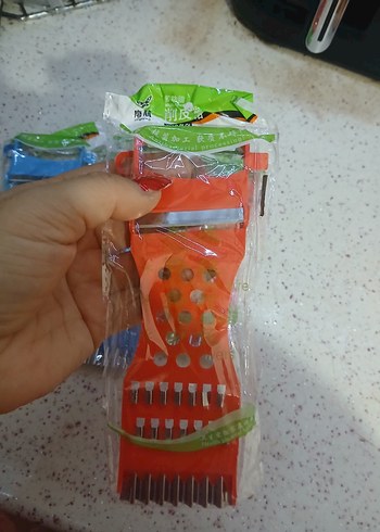 Renkli Plastik Mutfak Dilimleyici - Görsel 2