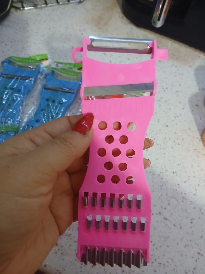 Renkli Plastik Mutfak Dilimleyici - Görsel 3