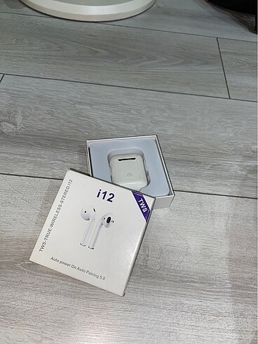 Airpods kulaklık kutusu