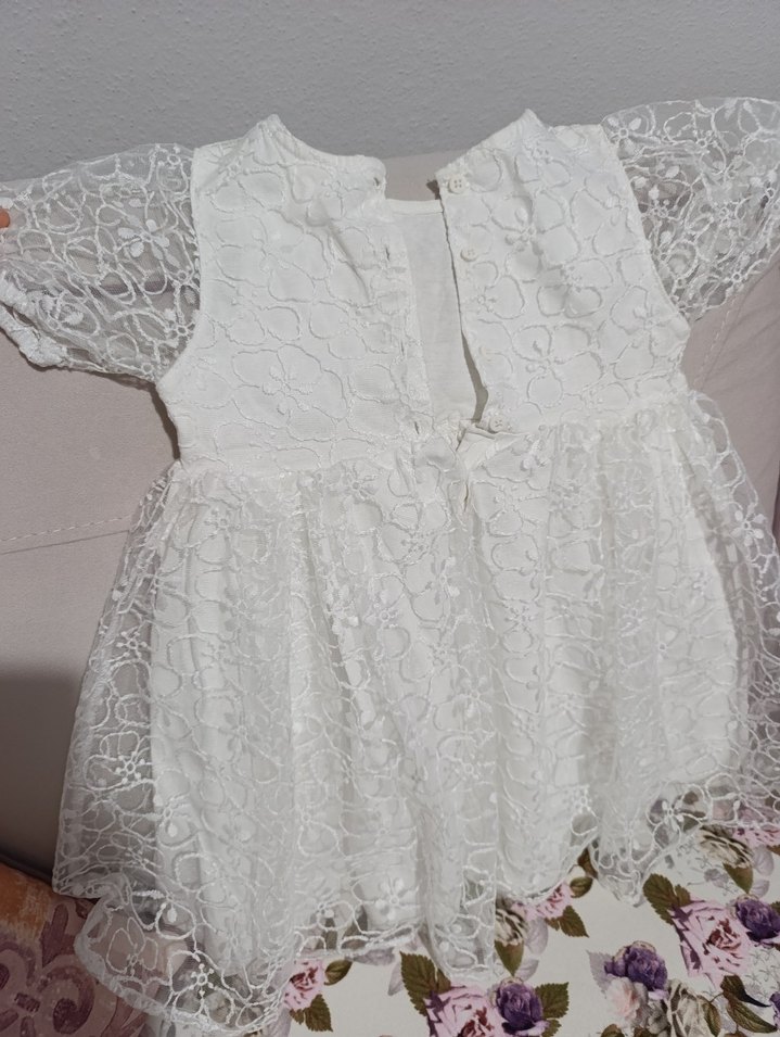 Kız Çocuk Beyaz Nakışlı Dantel Elbise - Görsel 3