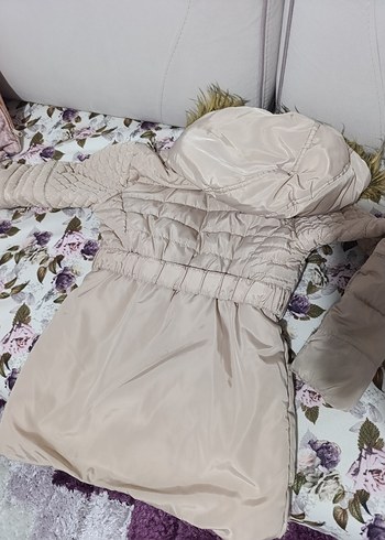 Kürklü Kapüşonlu Uzun Bej kız çocuk Kışlık Mont - Görsel 2