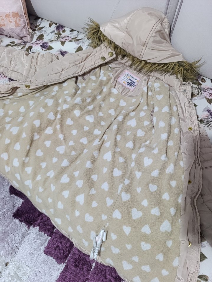 Kürklü Kapüşonlu Uzun Bej kız çocuk Kışlık Mont - Görsel 4