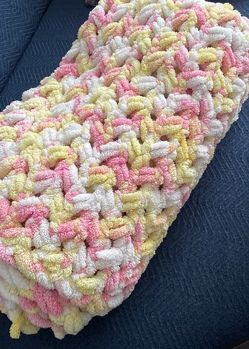 Pastel Renkli Örgü Çocuk Battaniyesi - Görsel 2