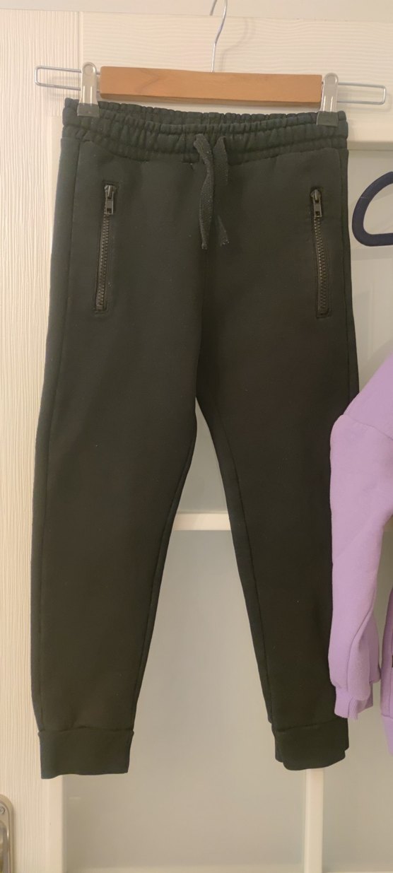 Mor Kapüşonlu Baskılı Sweatshirt ve Siyah Fermuarlı Eşofman - Görsel 3