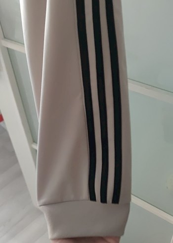 40 Beden ten rengi Renk Bej, Siyah Çizgili Adidas Kadın Eşofman Altı