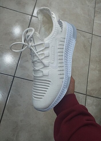 Hafif Taban Triko Sneaker BEYAZ
