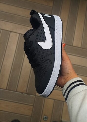 Nike Court Siyah- Beyaz Unisex Günlük Ayakkabı 