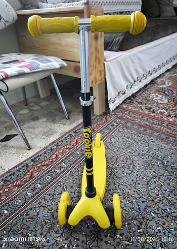 Diğer Rookie marka Sarı Renkli Çocuk Scooterı