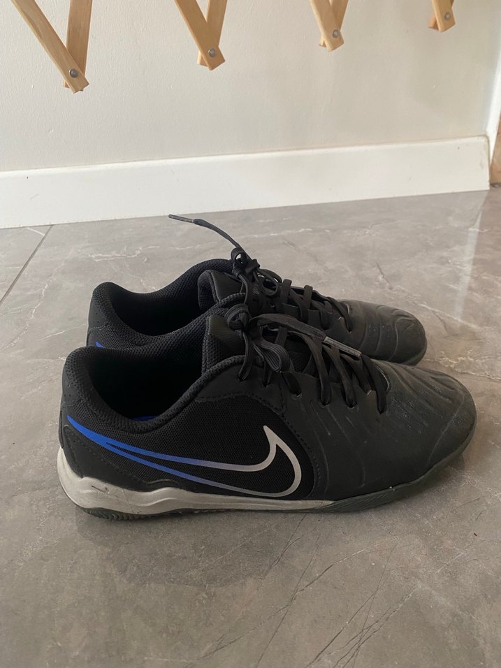 Nike Legend 10 Academy İç Mekan Futbol Ayakkabısı - Görsel 2