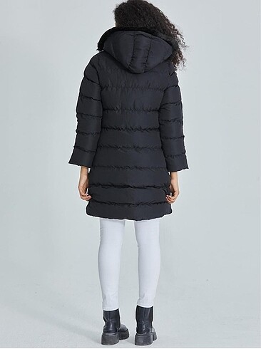 Siyah şişme mont - Görsel 4