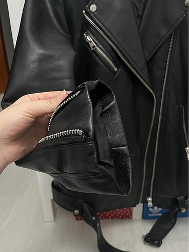 m Beden siyah Renk Stradivarius Biker Deri Ceket
