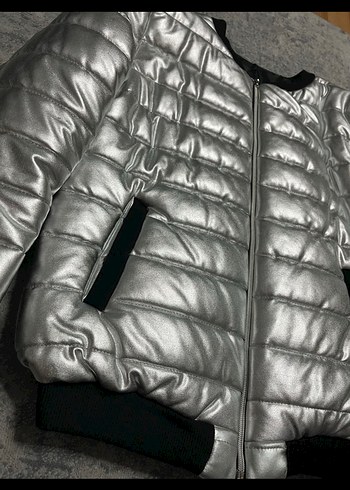 Periyod parlak şişme mont - Görsel 3