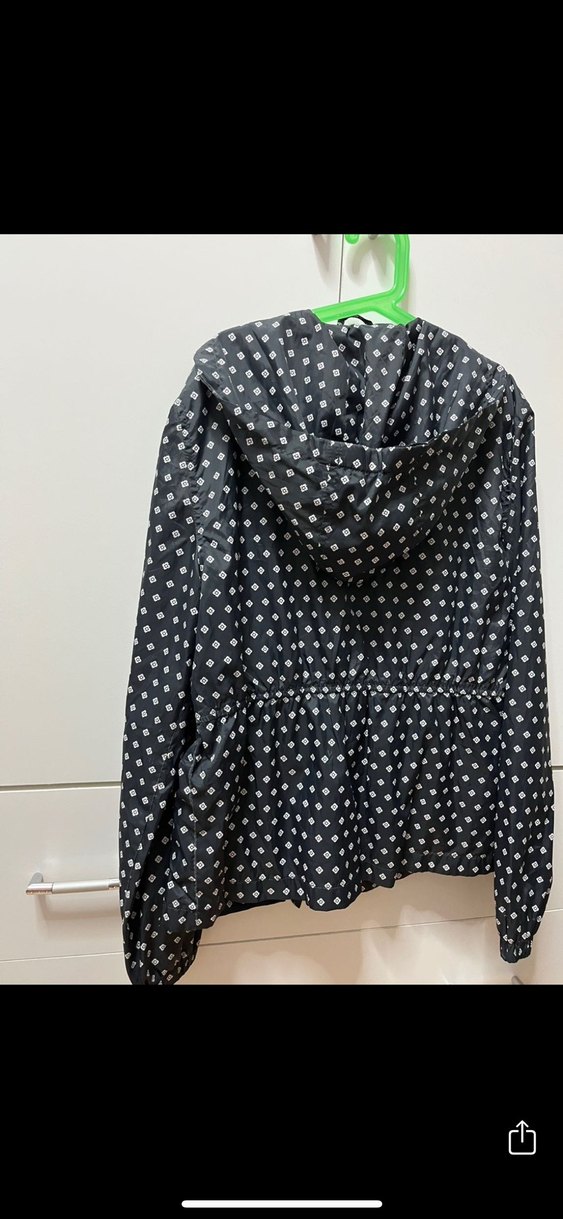 Mango 13-14 yaş yağmurluk - Görsel 5