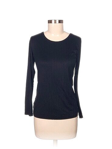Diğer T-shirt %70 İndirimli.