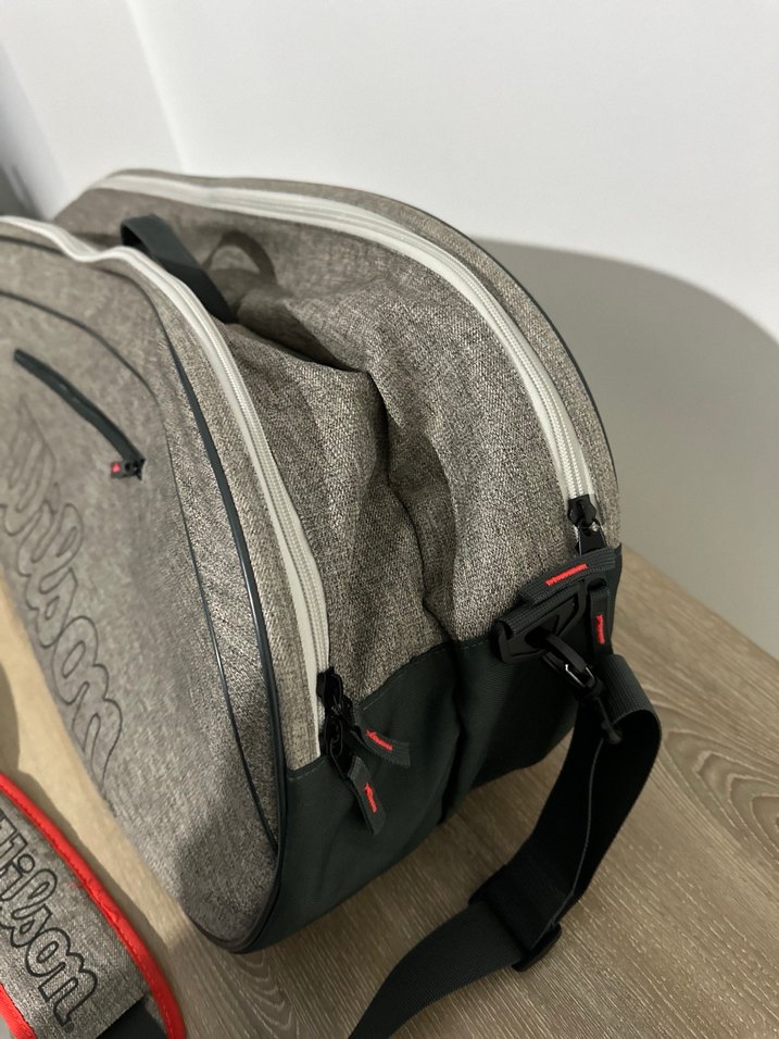 Wilson Gri Fermuarlı Tenis  Çantası - Görsel 4