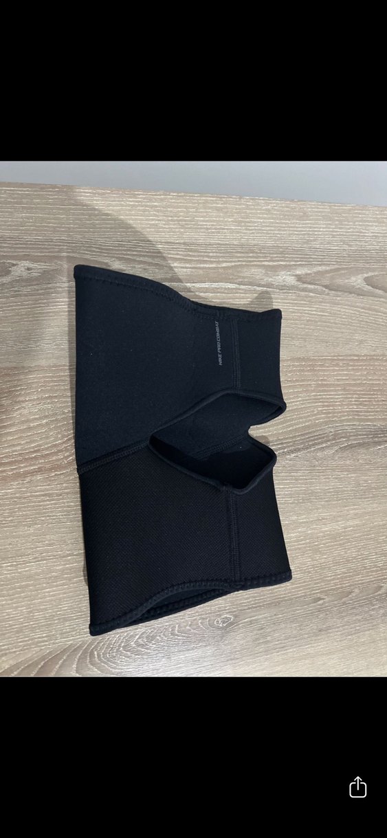 Nike Pro Combat Siyah Sleeve - Görsel 3