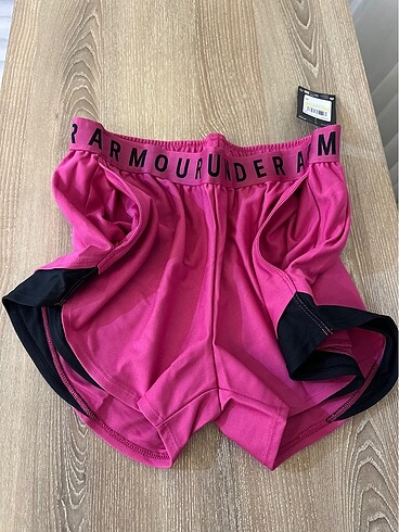 m Beden Under Armour Kadın Spor Şort Mini