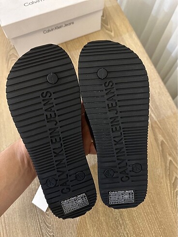 38 Beden siyah Renk Calvin Klein Kadın Plaj Terliği