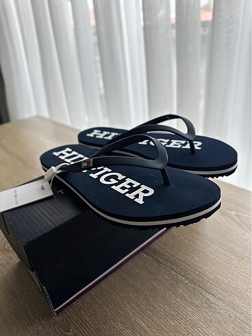 37 Beden Tommy Hilfiger Kadın Terlik