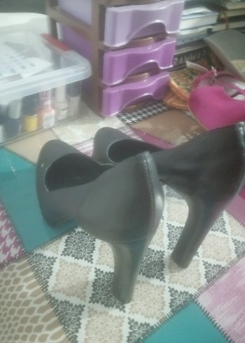 Klasik Siyah Tokalı Topuklu Kadın Ayakkabı - Görsel 4