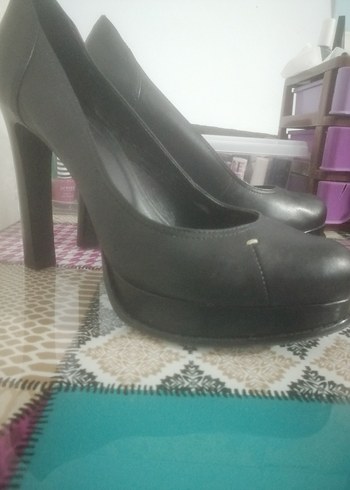 Klasik Siyah Tokalı Topuklu Kadın Ayakkabı - Görsel 6