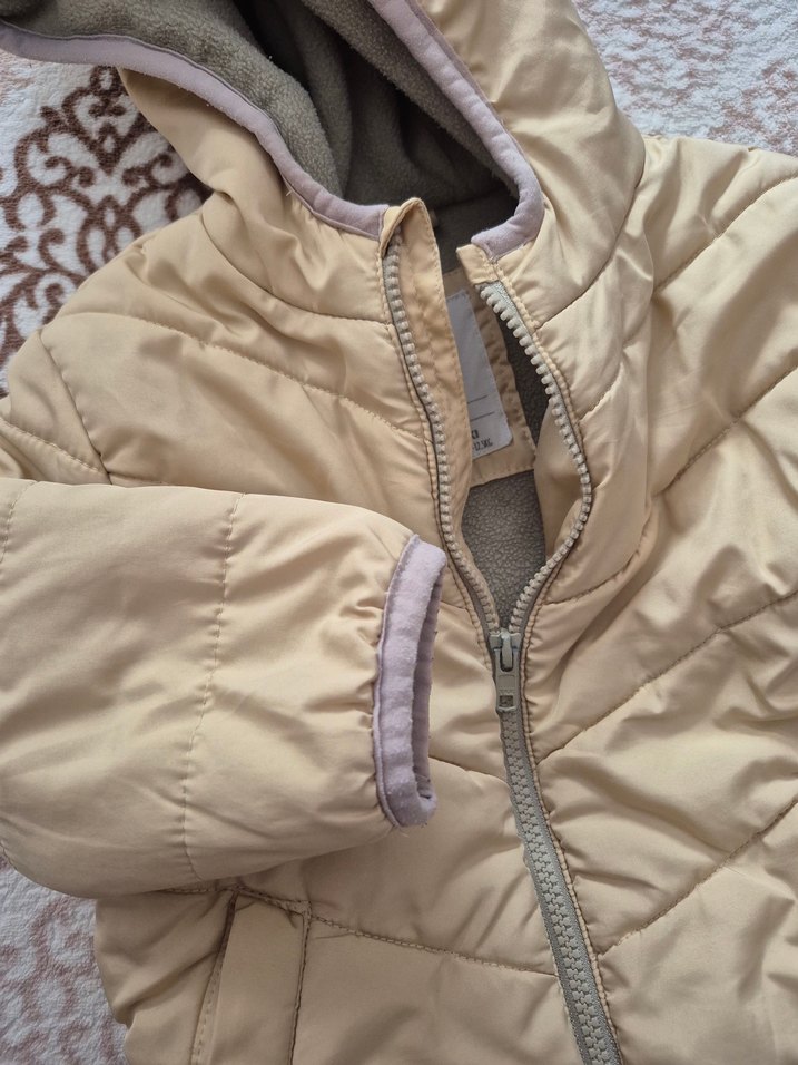 Bej Kapüşonlu Bebek Kışlık Mont - Görsel 3