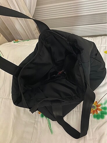  Beden siyah Renk puf çanta