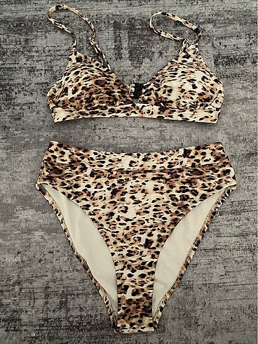 leopar bikini