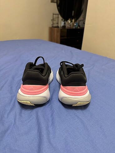 36,5 Beden Adidas siyah spor ayakkabı