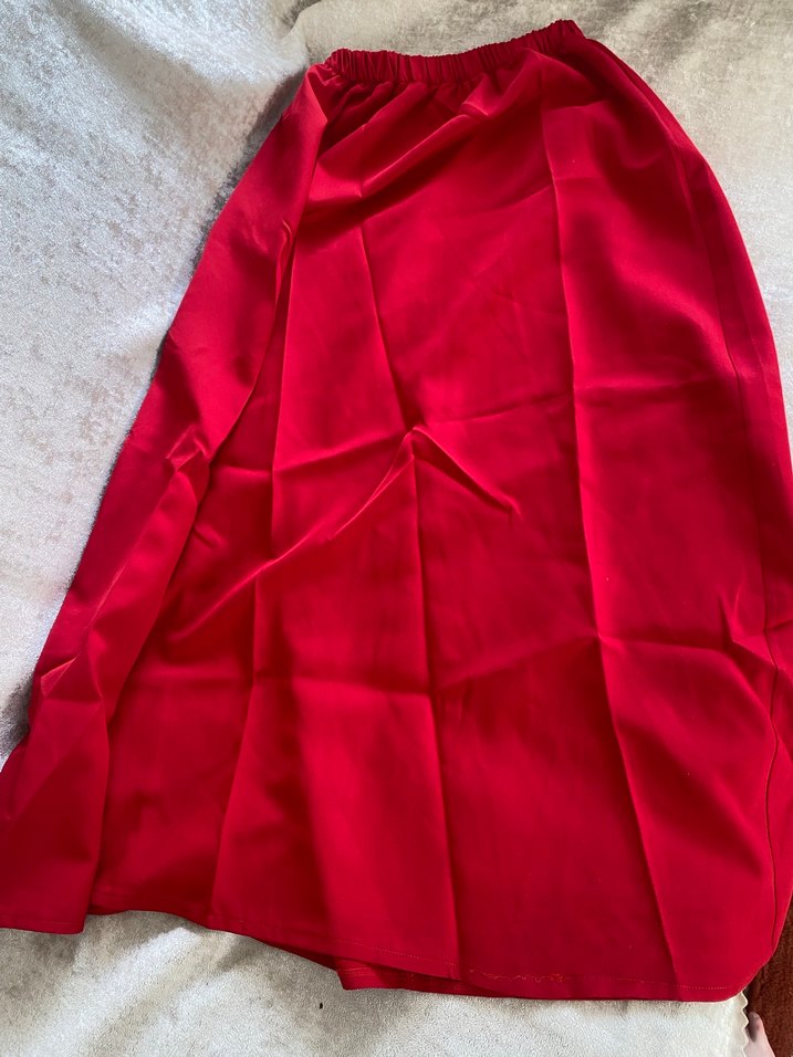 Kırmızı tesettür etekli takım - Görsel 2