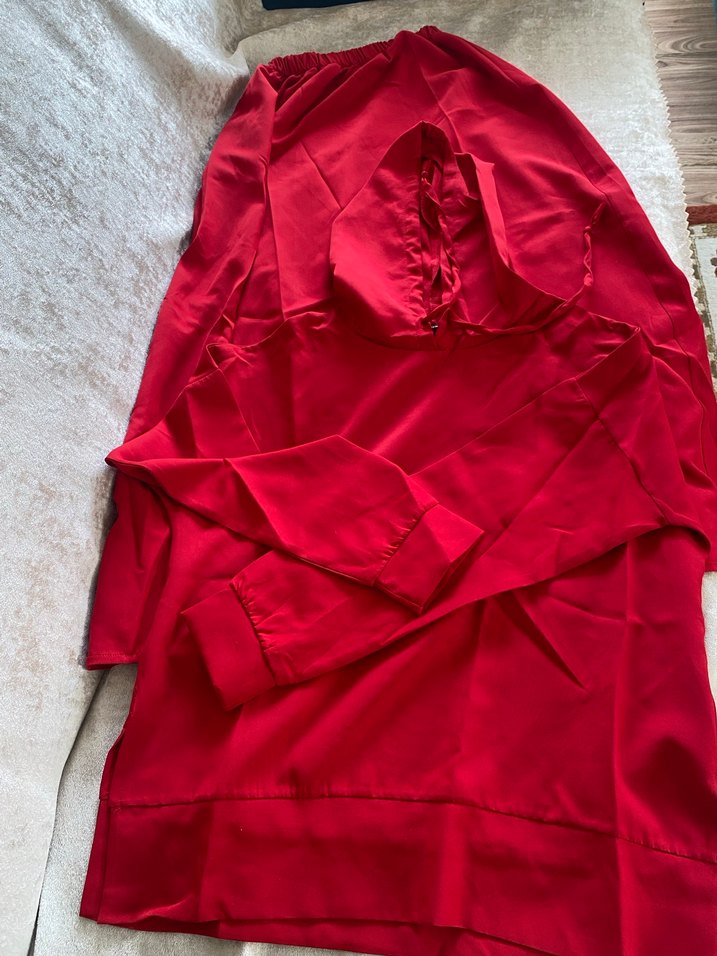 Kırmızı tesettür etekli takım - Görsel 3