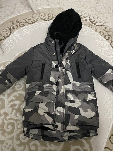 LC Waikiki Temiz polarlı erkek çocuk mont 4-5 yaş