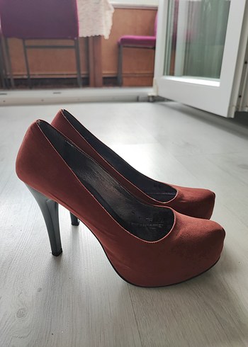 taba rengi Süet Stiletto Topuklu Kadın Ayakkabı