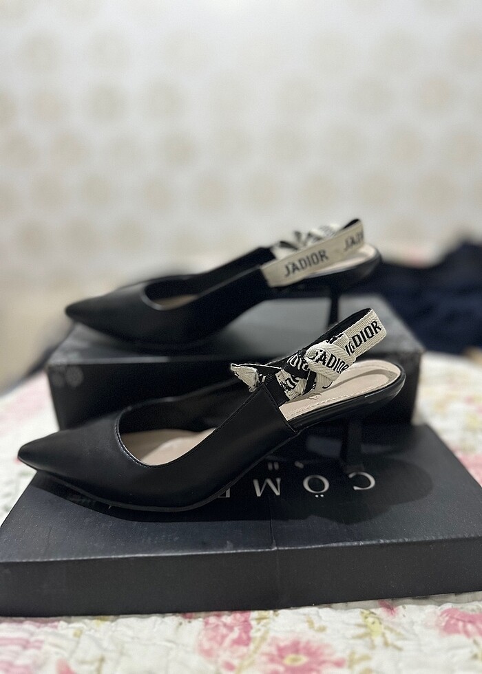 Topuklu ayakkabı - Görsel 2