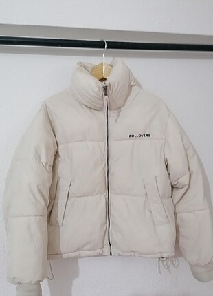 Bershka krem mont