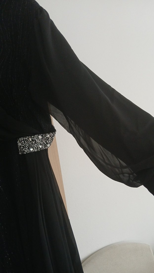 Uzun Siyah Drape Detaylı Gotik Kadın Elbise - Görsel 3