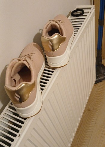 Bej Dolgu Topuklu Kadın Spor Ayakkabı - Görsel 2