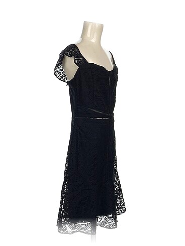 Vintage Love PreLoved Kısa Elbise %70 İndirimli.