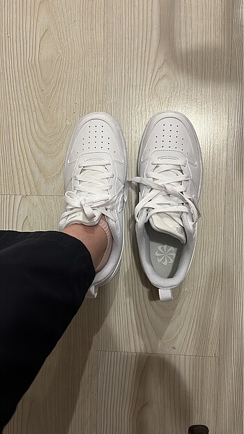 Nike beyaz ayakkabı