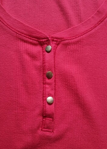 xl Beden kırmızı Renk TOMMY HILFIGER KOLSUZ TSHİRT