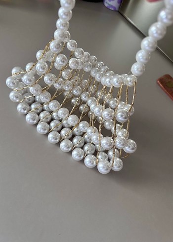 Zara Boncuk İşlemeli Beyaz Midi Kol Çantası