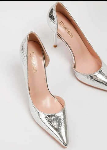 Kırmızı Süet Stiletto Topuklu Kadın Ayakkabı - Görsel 4