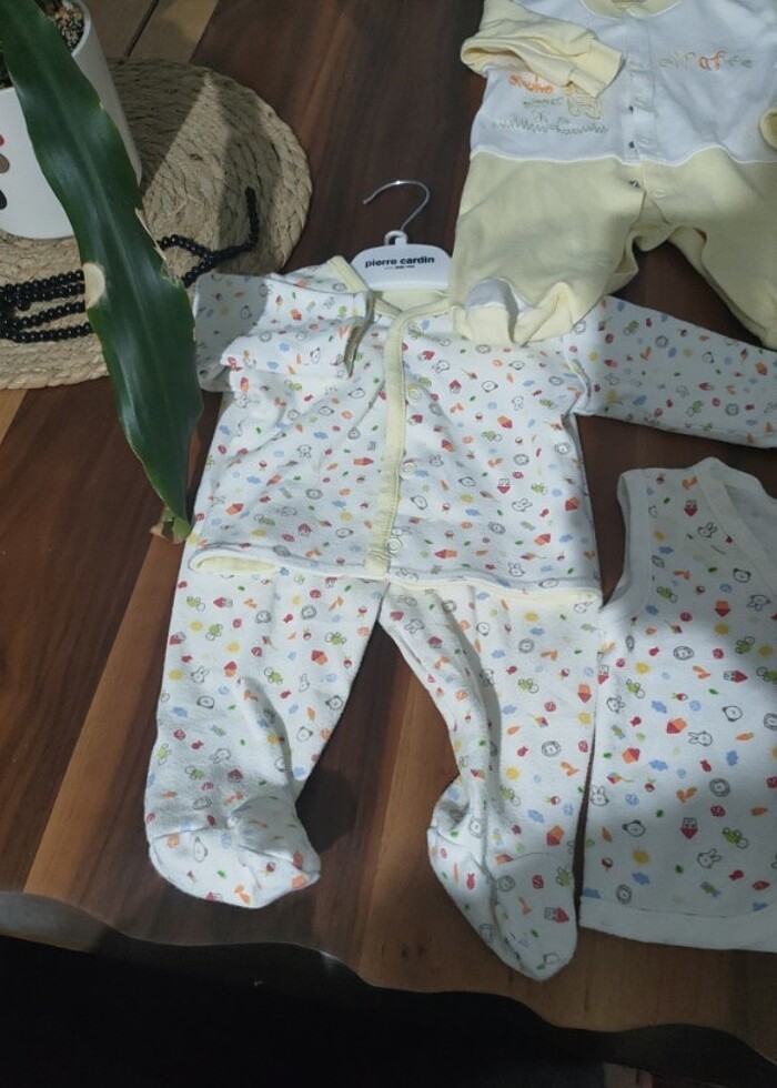 Hastane çıkışı set  - Görsel 3